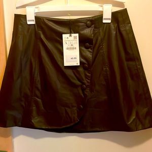 Zara Brown faux leather skirt Large NWT